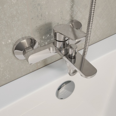 Комплект для ванны НОТА с настенным смесителем с дивертором и душевой стойкой, хром