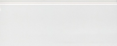 Плинтус Флориан белый матовый обрезной 30x12x1,3